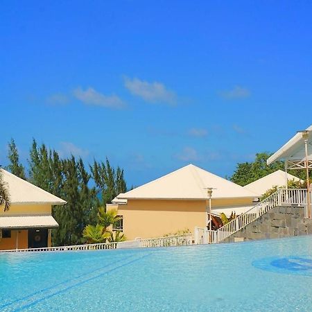 Studio Climatise Dans Residence Avec Piscine, A Proximite De La Mer La Trinité Eksteriør billede